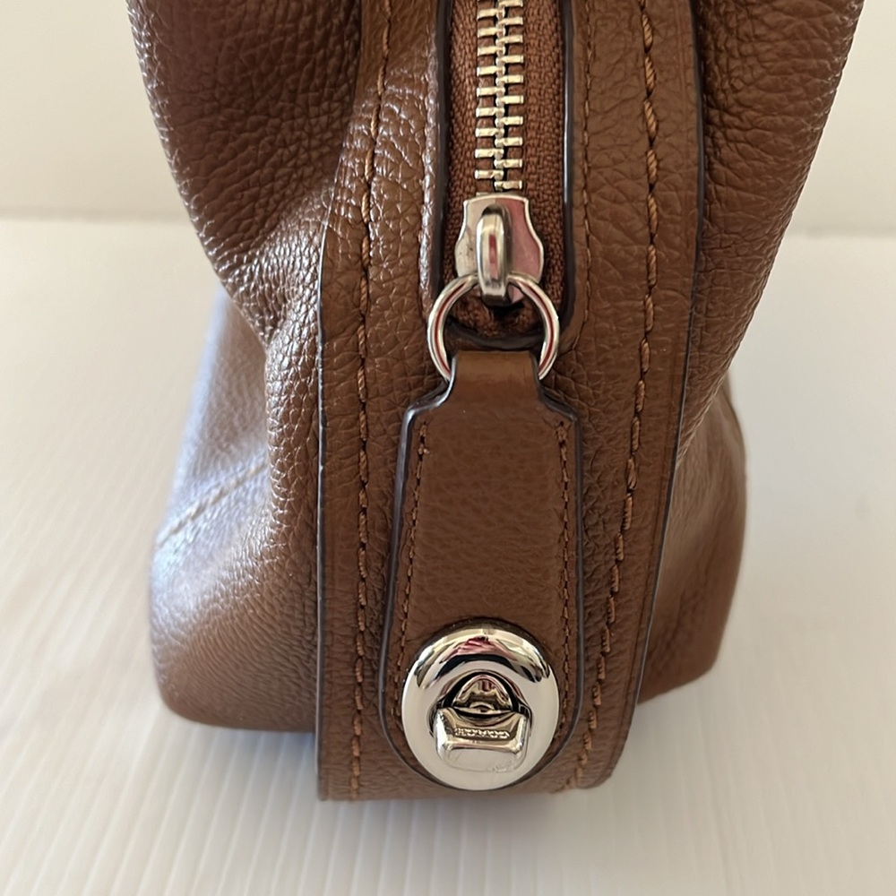 Classic Coach Edie 31 Saddle Tan Leather Double Handled Shoulder Bag - Picture 5 of 16